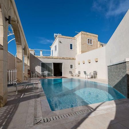 Zeppi'S Luxury Holiday Farmhouse With Private Pool Gharb  Ngoại thất bức ảnh